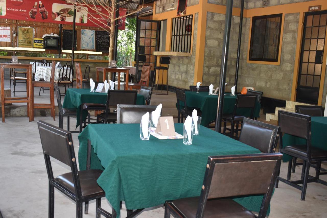 Rainbow Executive Lodge Boma la Ngombe Екстериор снимка
