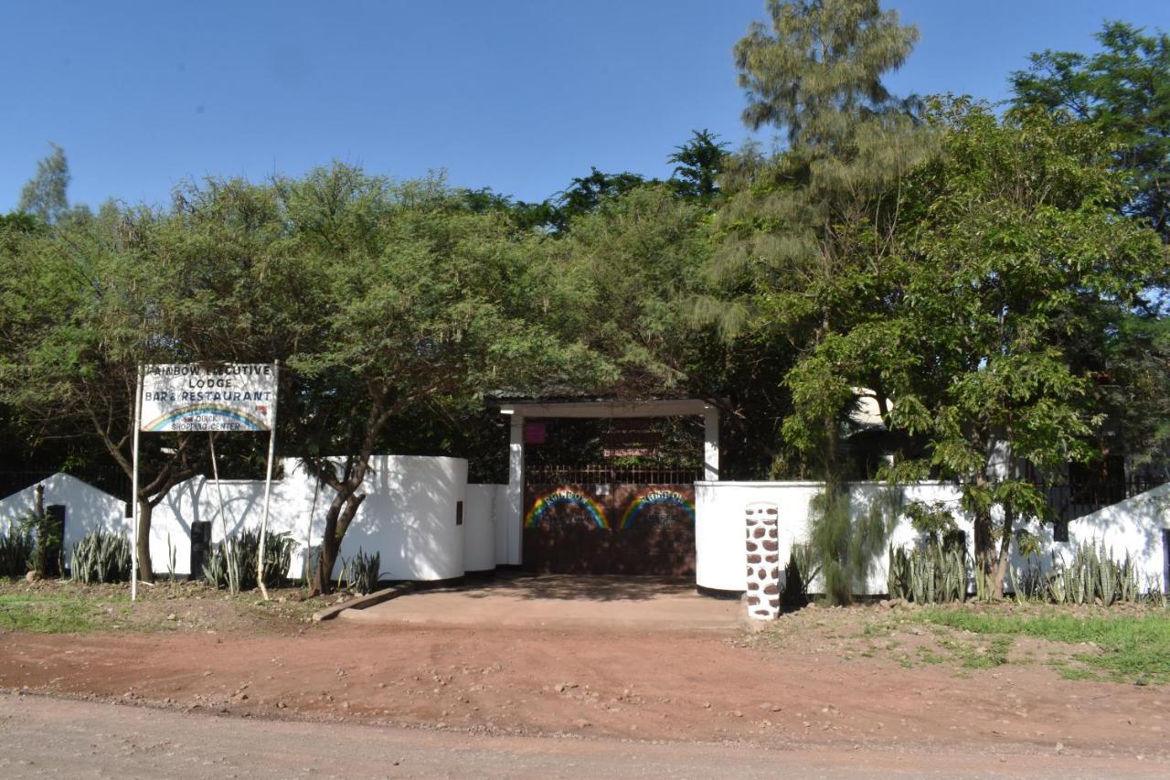 Rainbow Executive Lodge Boma la Ngombe Екстериор снимка
